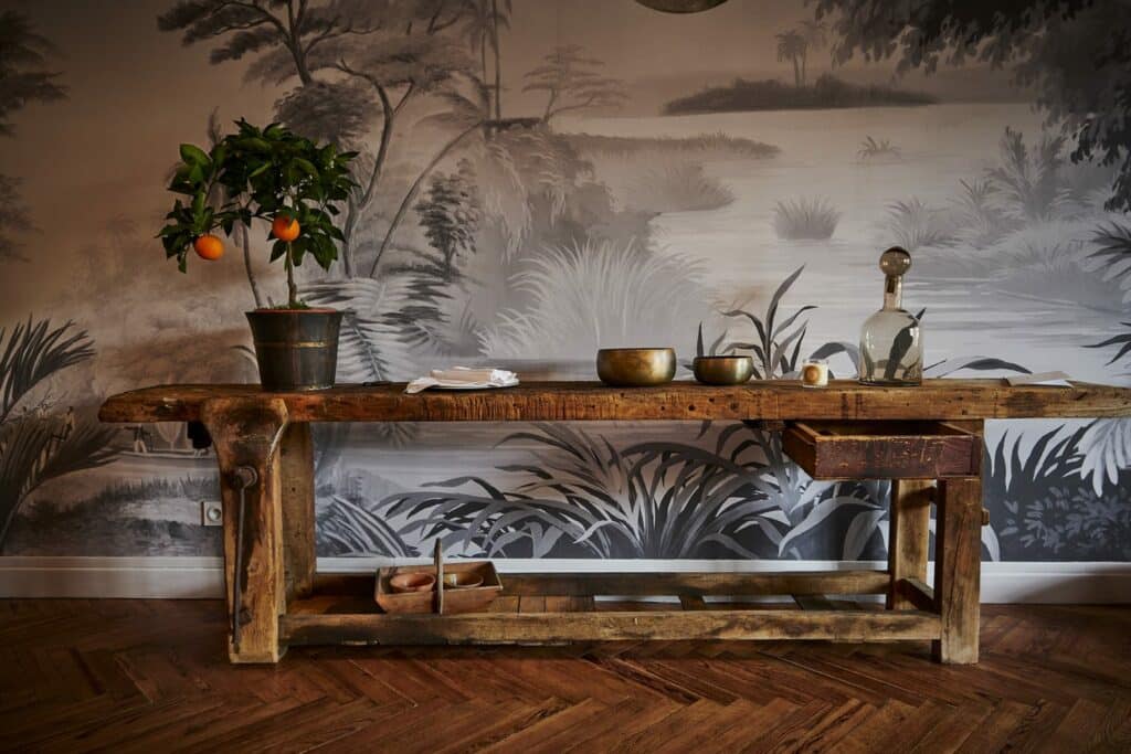 Décoration intérieure du restaurant Lune avec l'agence Caroline Tissier intérieurs